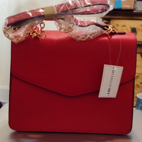 Red Metallic Sky bag - Picture 1 of 2